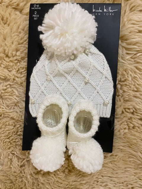 Nicole Miller Infant Hat & feet sock booties 2 piece Set